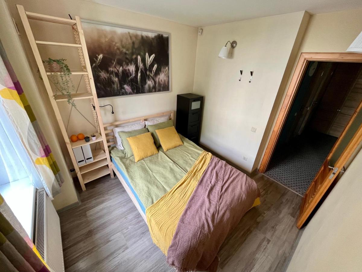 Cozy Vibes Like Home It Is Quiet Apartment With Three Bedrooms Riga Exteriér fotografie