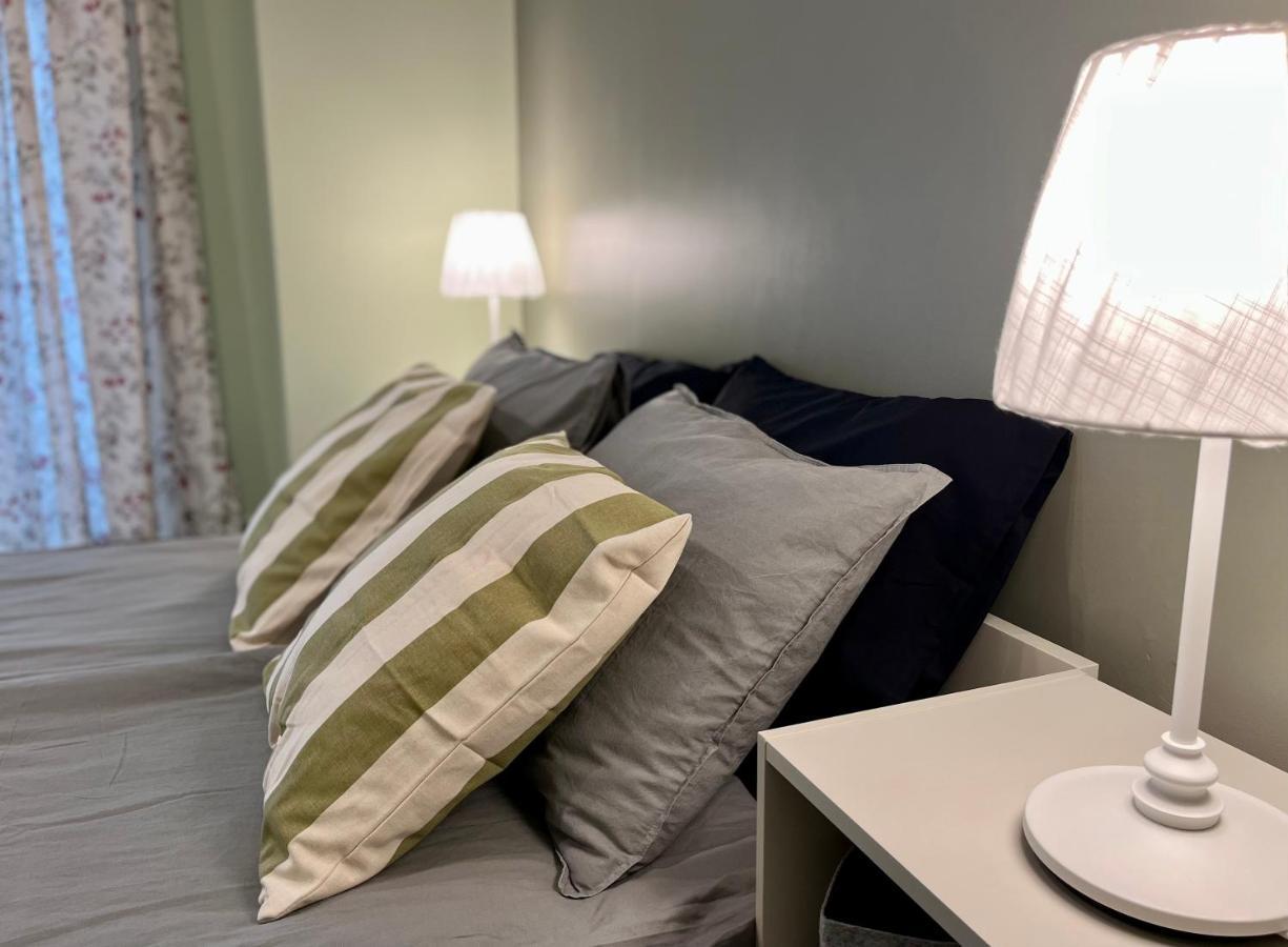 Cozy Vibes Like Home It Is Quiet Apartment With Three Bedrooms Riga Exteriér fotografie